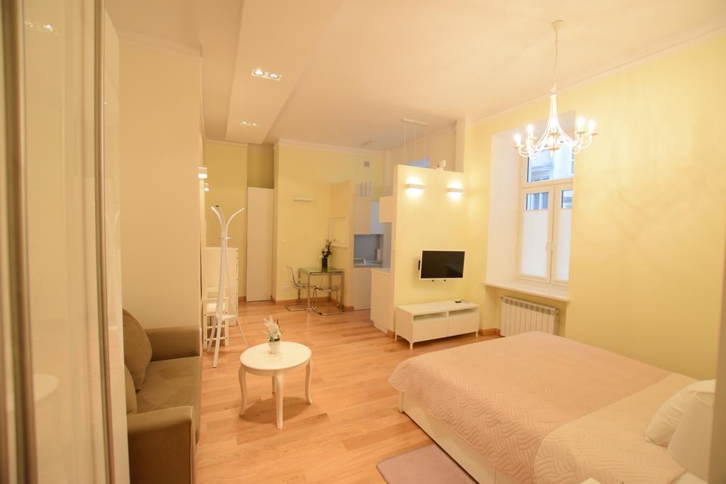 Elegant Apartment Foksal Varsó Kültér fotó